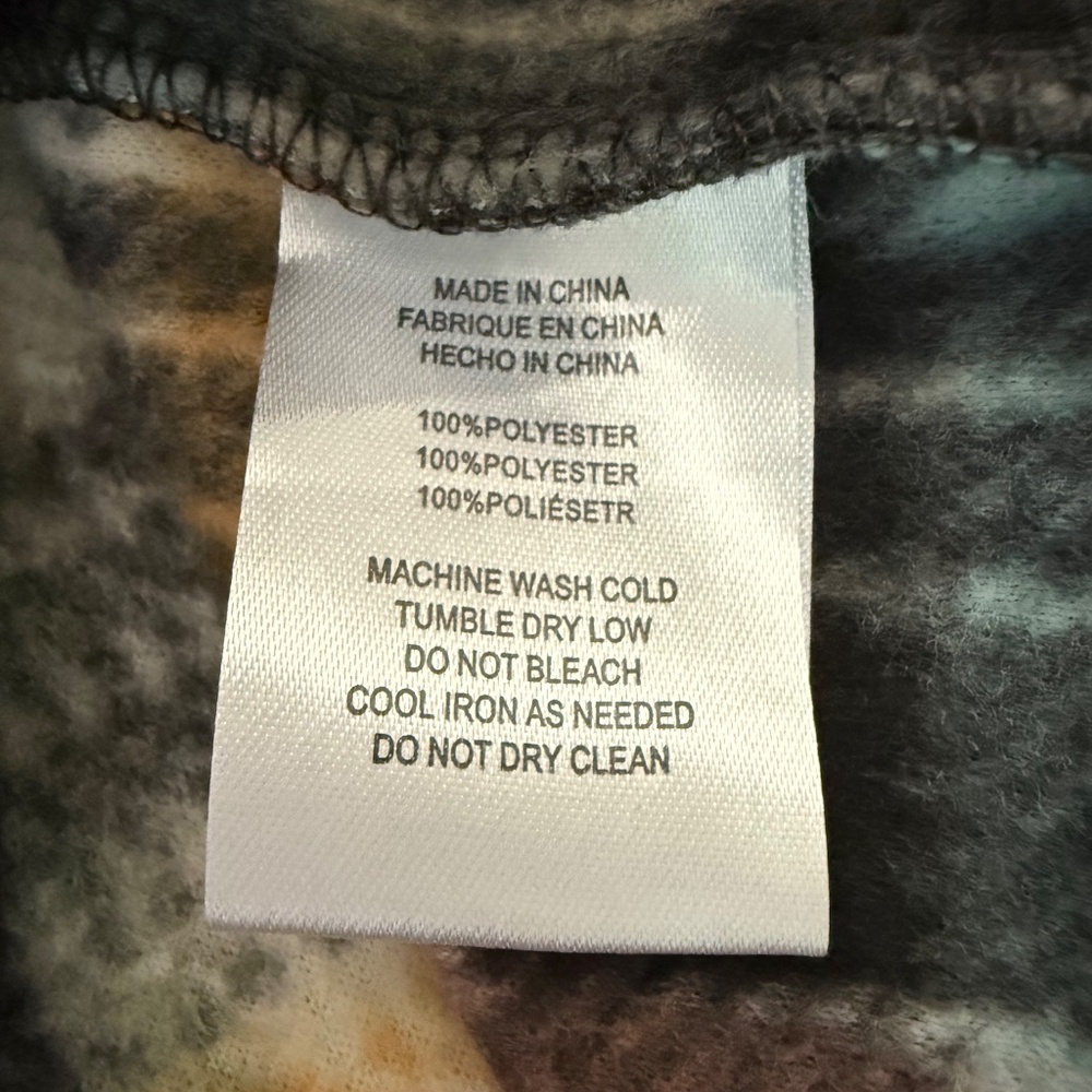 Women’s O’Neill Plaid Shacket - Picture 5 of 5